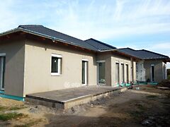 Eladó ház Pusztaszabolcs