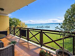 Eladó lakás Balatonőszöd