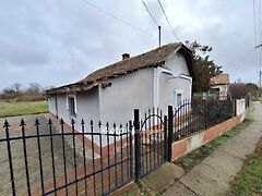 Eladó ház Tiszaigar