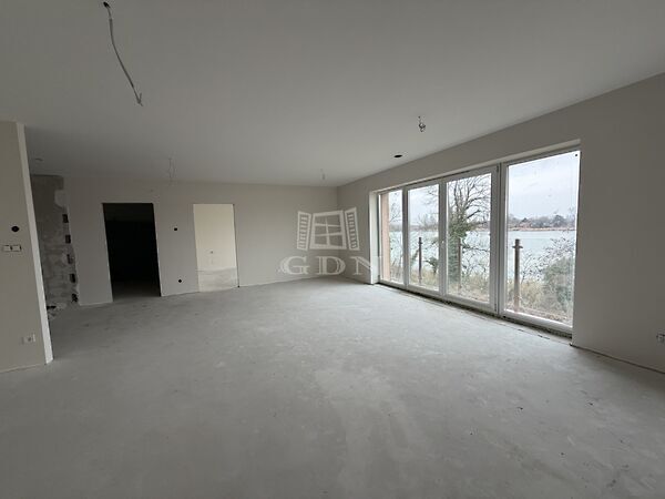 Eladó lakás Kiskunlacháza