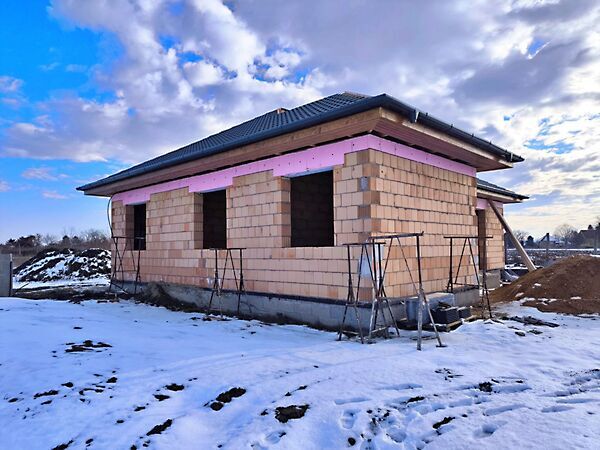 Eladó ház Töltéstava