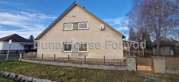 Eladó nyaraló Balatonmáriafürdő