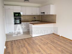 Eladó lakás Szeged, Rókus