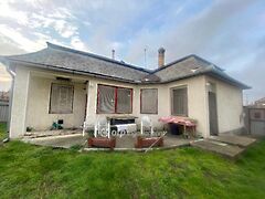 Eladó ház Jászberény