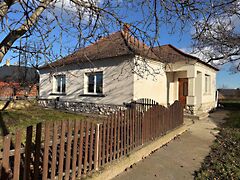 Eladó ház Gyömöre