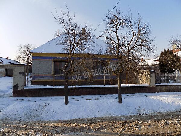 Eladó ház Egyházaskesző