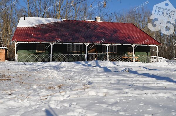 Eladó ház Nyárlőrinc