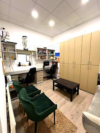 Eladó földterület Várpalota