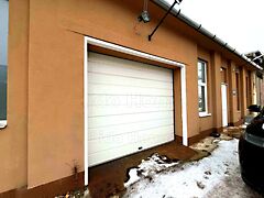 Eladó földterület Várpalota