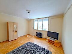 Eladó lakás Kecskemét