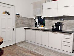 Eladó ház Budapest, XV. kerület