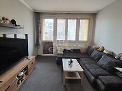 Eladó lakás Százhalombatta