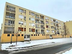 Eladó lakás Hatvan