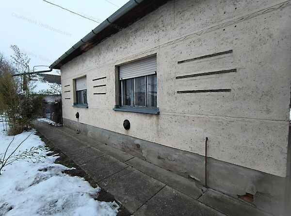 Eladó ház Fegyvernek