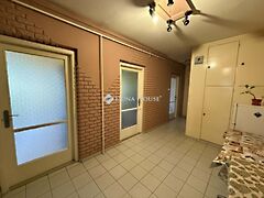 Eladó lakás Kecskemét