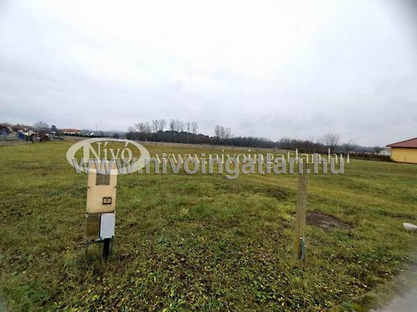 Eladó földterület Veszprém