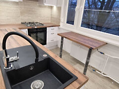 Eladó lakás Szeged, Makkosház