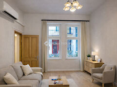 Eladó lakás Budapest, VI. kerület