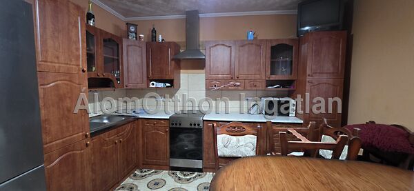 Eladó ház Mezőfalva