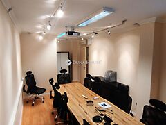 Eladó iroda Kecskemét