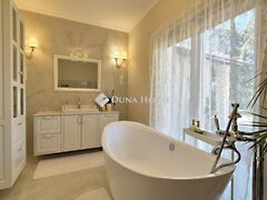 Eladó ház Kecskemét