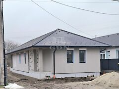 Eladó ház Szigetcsép