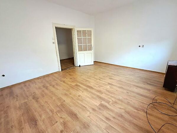 Eladó ház Budapest, XV. kerület