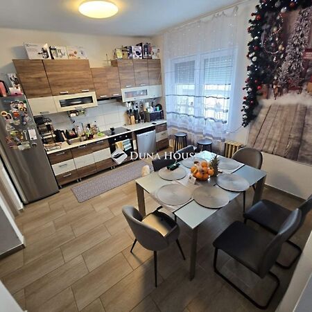 Eladó ház Felsőlajos