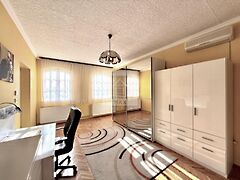 Eladó ház Budaörs