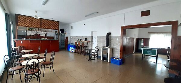 Eladó üzleti Tereske