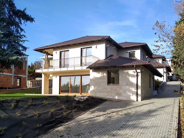 Eladó ház Budaörs, Kertváros