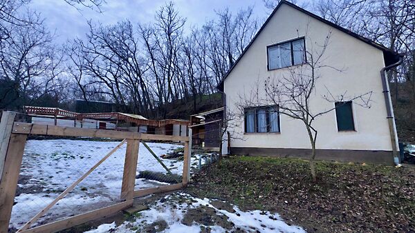 Eladó nyaraló Lovasberény