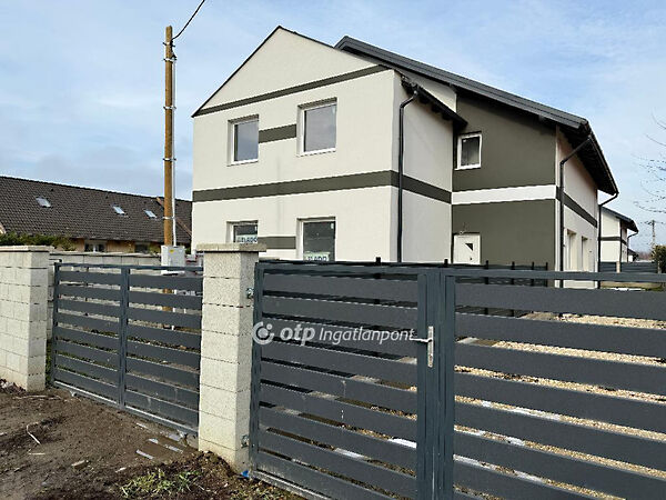 Eladó ház Szigetszentmárton