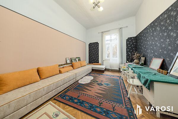Eladó lakás Szeged, Belváros