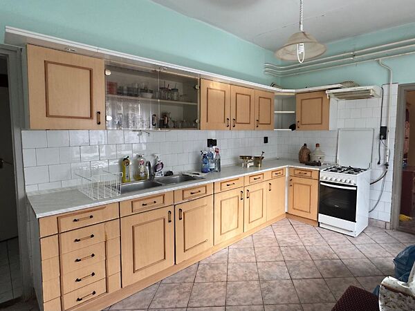 Eladó ház Sümegprága