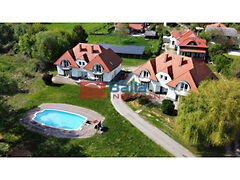 Eladó lakás Velence