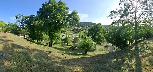 Eladó földterület Csabdi