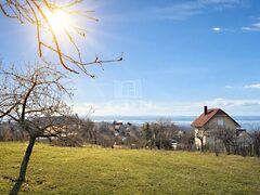 Eladó földterület Pákozd