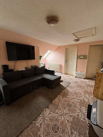 Eladó ház Bakonynána