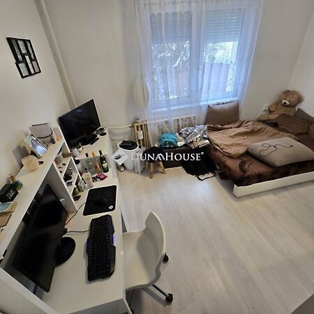 Eladó ház Felsőlajos