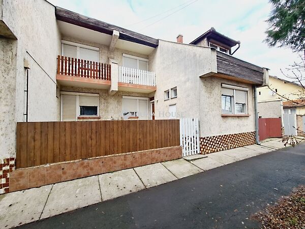 Eladó ház Békéscsaba