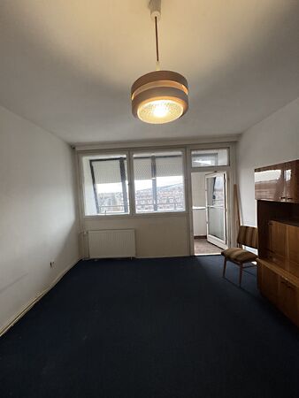 Eladó lakás Pécs, Uránváros