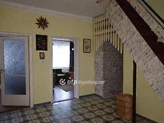 Eladó ház Pusztaszabolcs