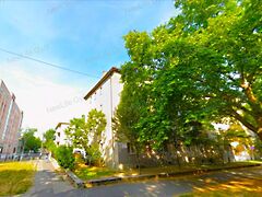 Eladó lakás Győr, Nádorváros