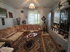 Eladó ház Oroszlány, Borbála