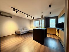 Eladó lakás Budapest, III. kerület