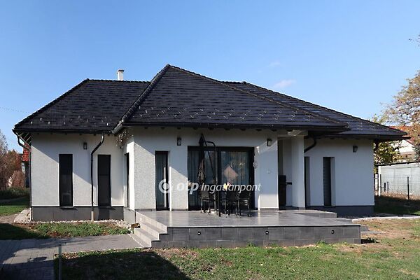 Eladó ház Kőszárhegy