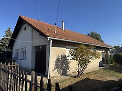Eladó ház Dunaújváros, Újtelep