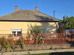 Eladó ház Cserkeszőlő