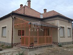 Eladó ház Ópusztaszer